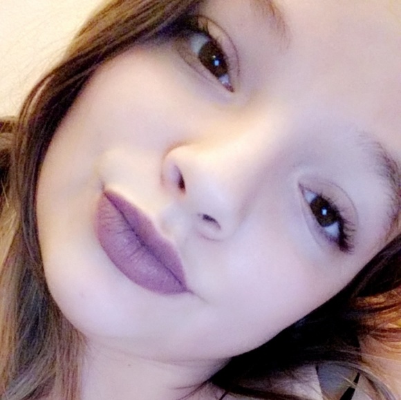 Meet your Posher, Cheyenne - Picture 6 of 8